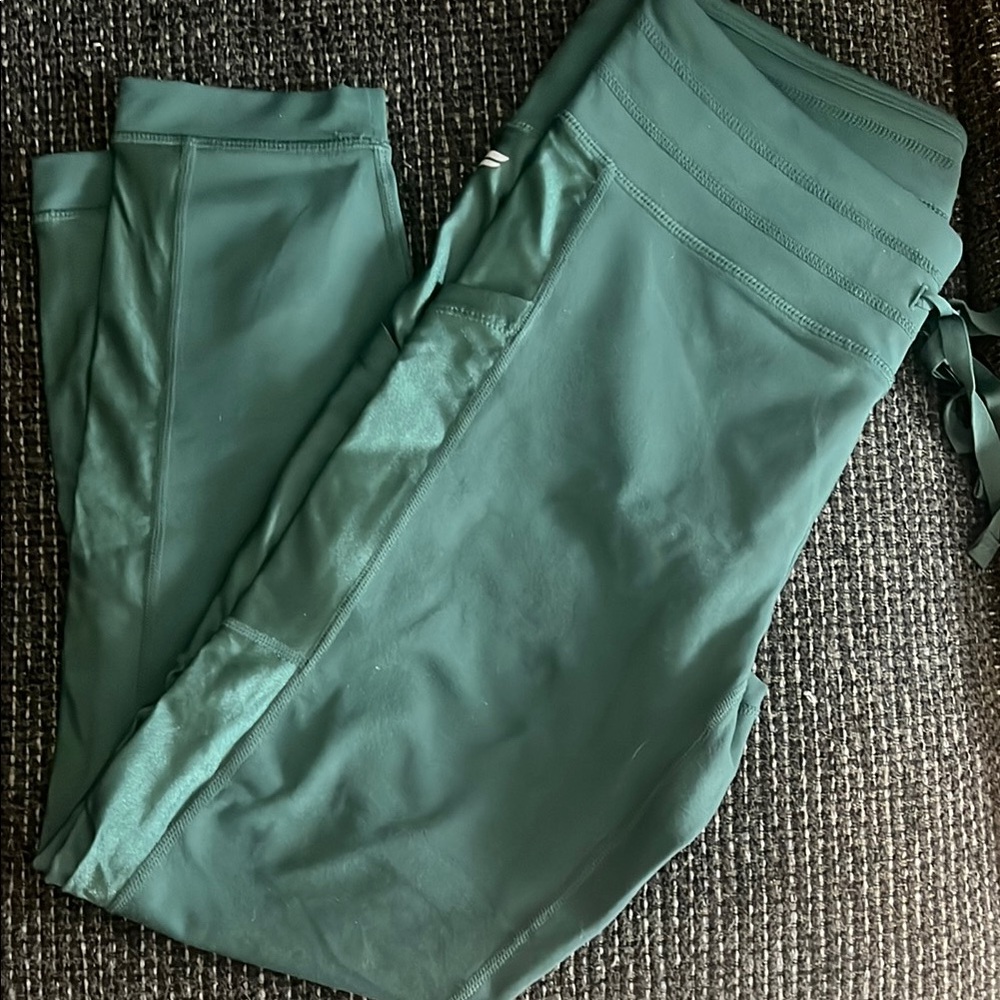 Green Athletic Leggings
